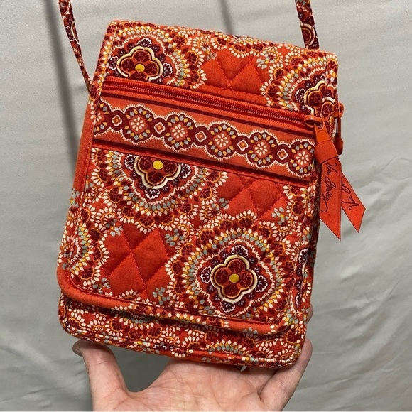 Vera Bradley MINI BOHO HIPSTER
Crossbody PAPRIKA Shoulder
Bag Purse Organizer - Picture 2 of 15